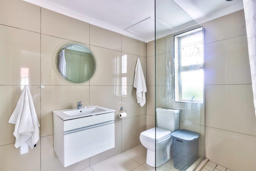 1 Bedroom Property for Sale in Oranjezicht Western Cape
